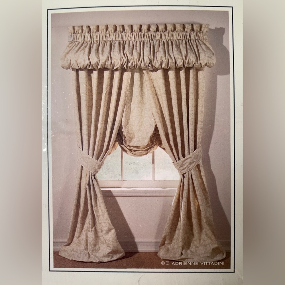 NWT 2 Adrienne Vittadini Reversible Rod Pocket Draperies Curtains Tiebacks 84x84